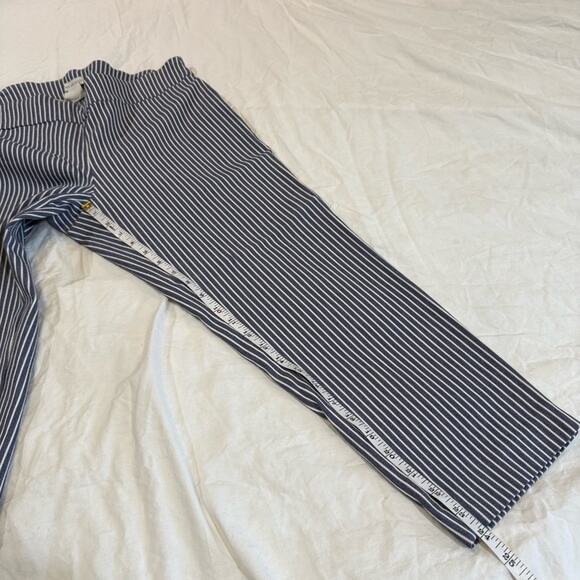 Van Heusen Blue and White Pull on Stretch Dress Pants with Pinstripe Pattern 16 - Picture 8 of 14